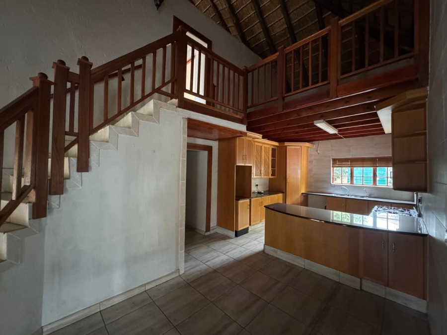 To Let 4 Bedroom Property for Rent in Melodie North West